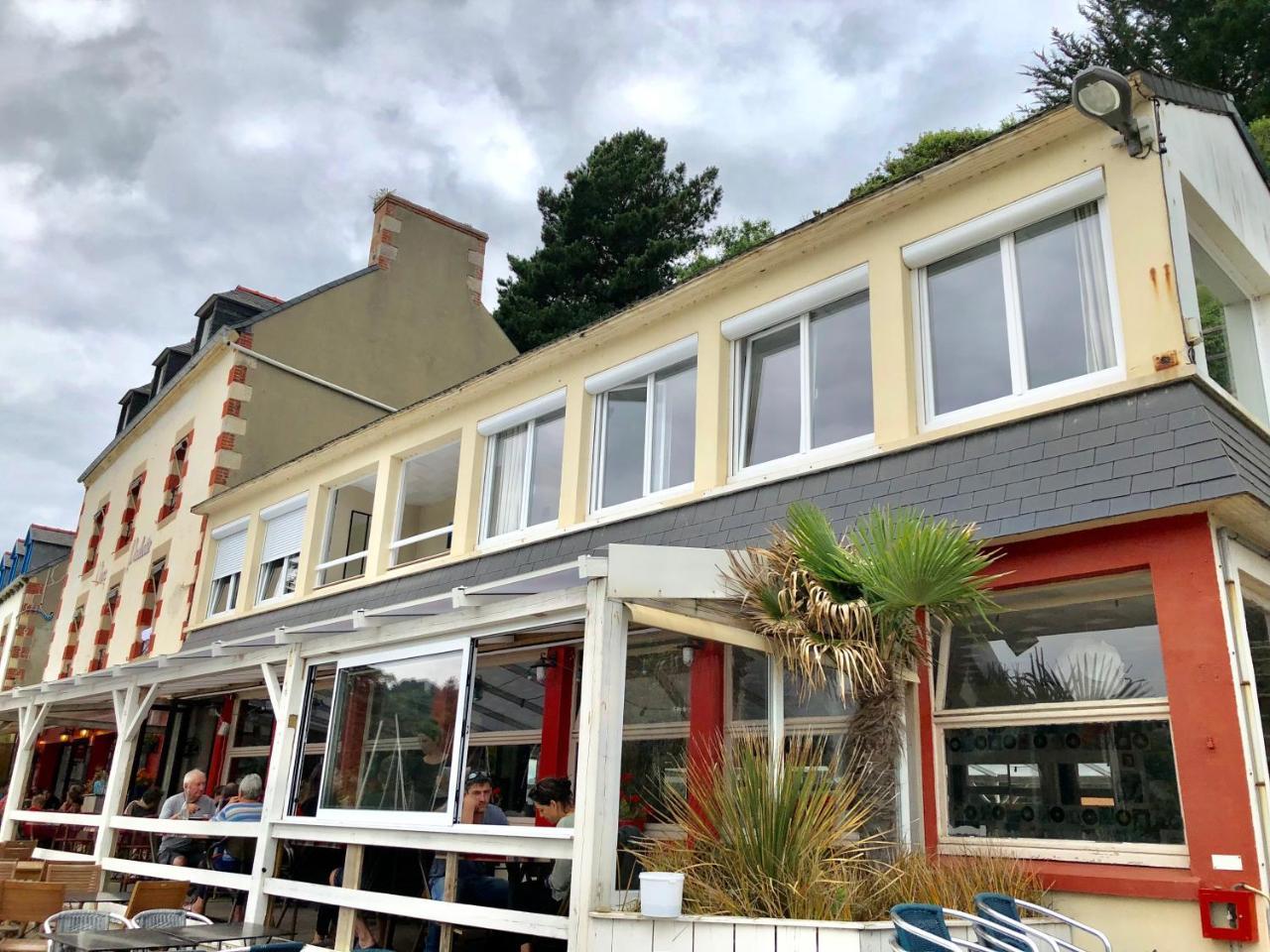 Chez Paulette Plouha Bagian luar foto